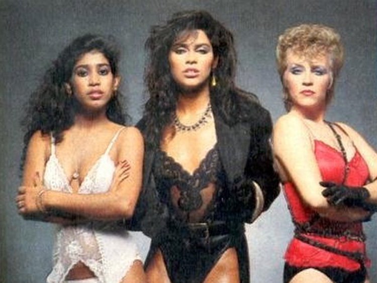 vanity6.jpg