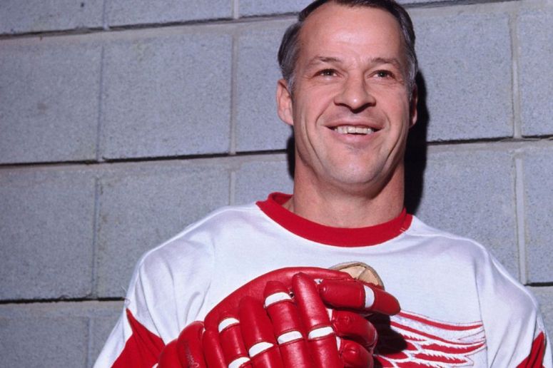 gordie-howe-wings.jpg